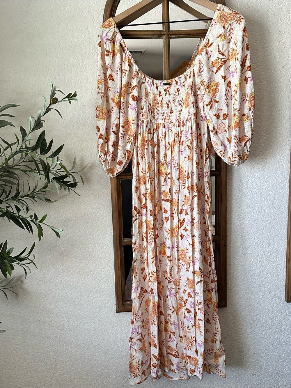 Billabong Floral Puff Sleeve Smocked Maxi Dress Boho Cottagecore Medium - Picture 2 of 7